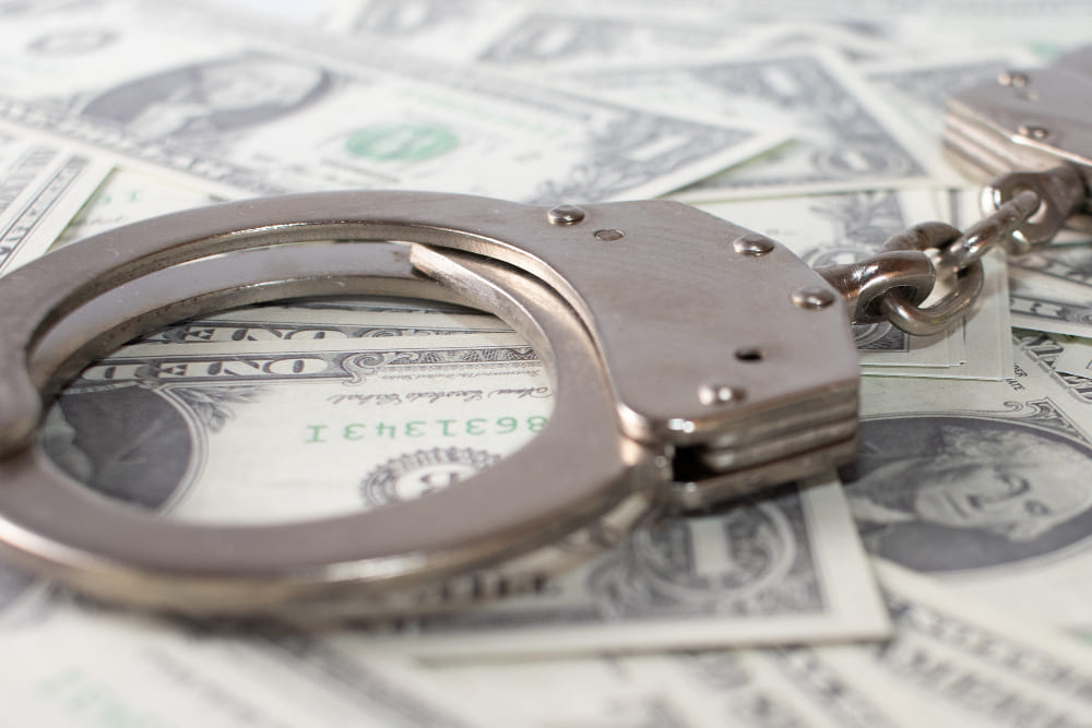 arresto per evasione fiscale